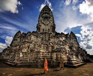 Du lịch Campuchia: Angkor Wat huyền bí - Nagaworld - Hoàng Cung (T8/2013)