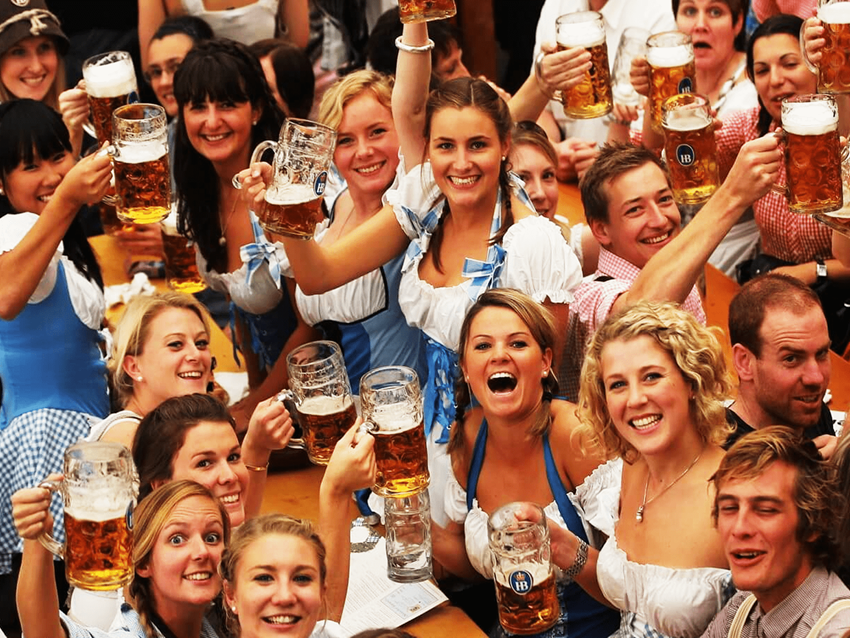 ĐẮM CHÌM VÀO KHÔNG GIAN LỄ HỘI MÙA THU TRÊN KHẮP THẾ GIỚI