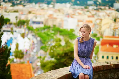 Du lịch miền Nam Pháp Tết là trải nghiệm tuyệt vời để tận hưởng không khí biển trong lành, khí hậu dễ chịu cùng nét đẹp hoang sơ của vùng đất này vào 
