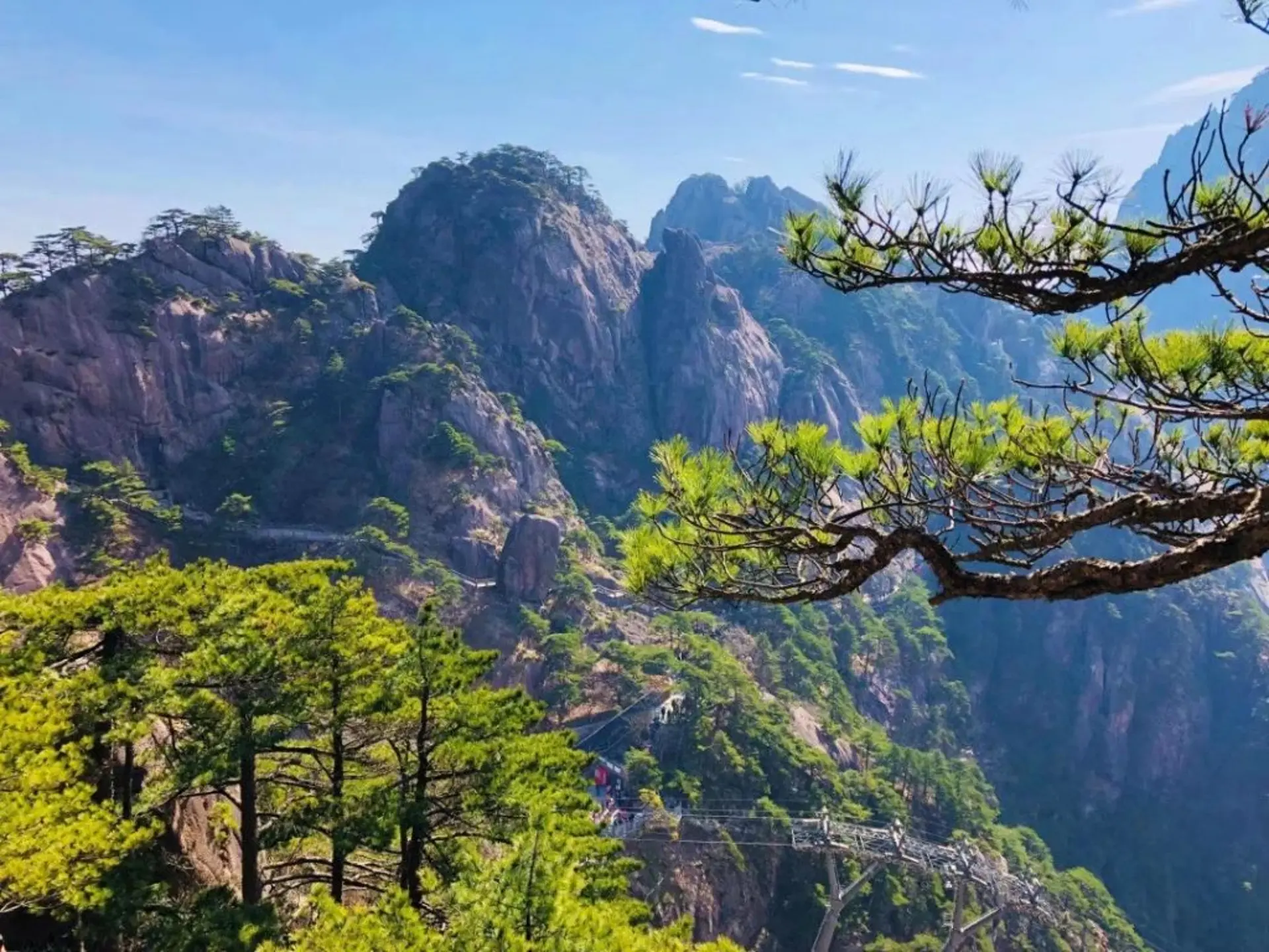 Hoàng Sơn có gì đẹp? Khám phá đệ nhất kỳ sơn Trung Hoa 