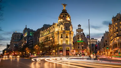 Madrid có gì mà được mệnh danh là “thành phố không ngủ” đẹp nhất Châu Âu 2026 ?