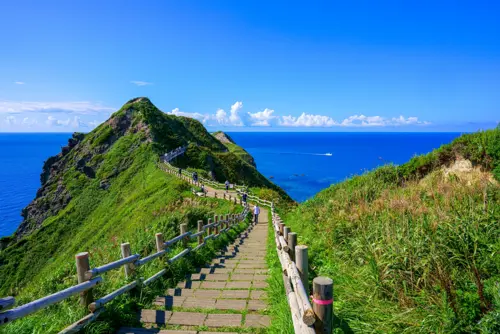 Hokkaido mùa hè: Vì sao là nơi trốn nóng lý tưởng? 