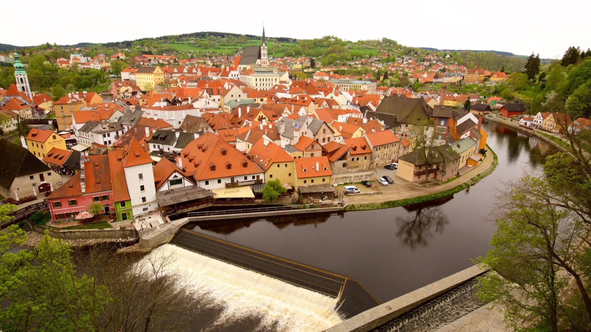 Nam Bohemia mùa thu: Lâu đài, hồ nước và làng quê ngoài Český Krumlov