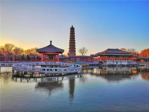 Long Đình Khai Phong mùa thu: Điểm ngắm hoa cúc không nên bỏ lỡ