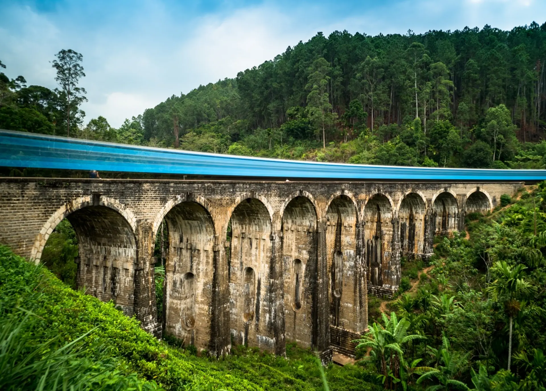 Nine Arch Bridge Sri Lanka: Biểu tượng giữa rừng Ella 