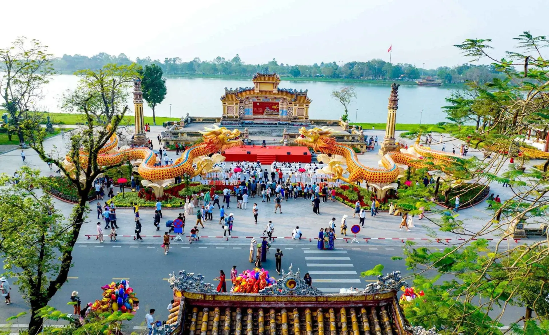 Du lịch trước Tết hay sau Tết rẻ hơn? Gợi ý lịch trình cho năm 2027 
