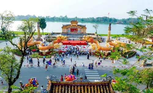 Du lịch trước Tết hay sau Tết rẻ hơn? Gợi ý lịch trình cho năm 2027 