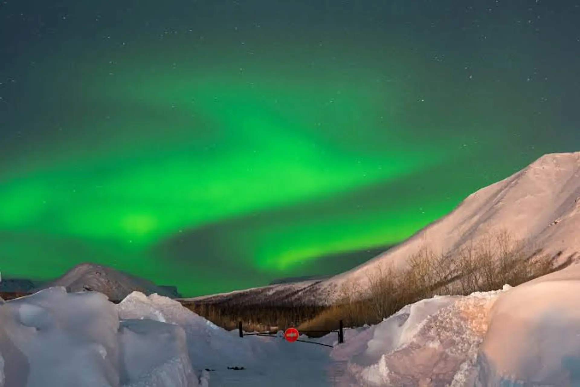 Săn cực quang Murmansk: 7 lý do vì sao không nên chỉ dành một đêm?