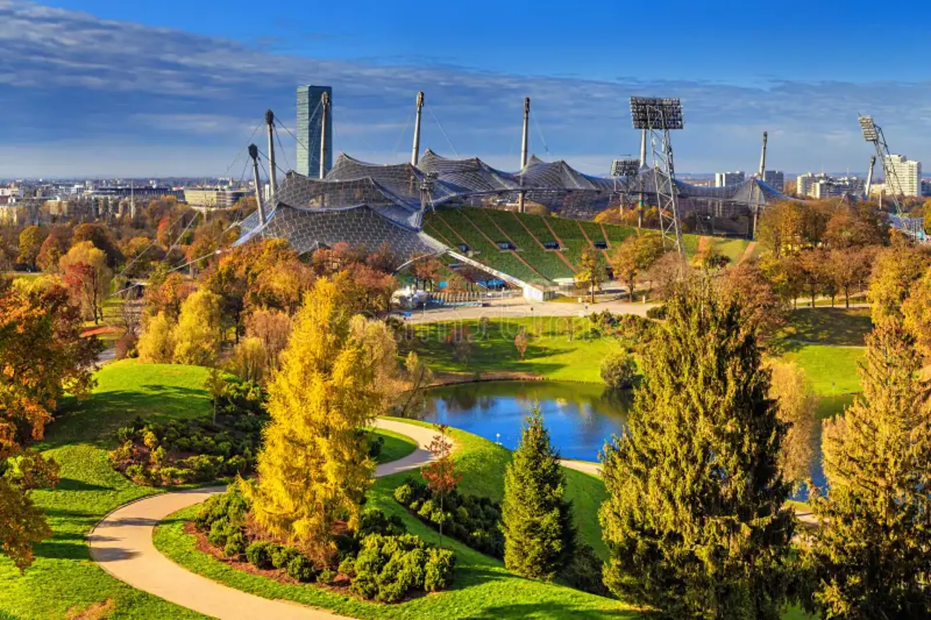 Du lịch Châu Âu mùa thu 2025 | Những trải nghiệm chỉ có ở Châu Âu mùa thu mà bạn không thể bỏ lỡ