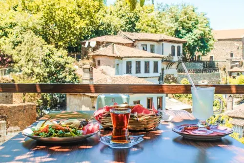 Du lịch Thổ Nhĩ Kỳ 2025 - Khám phá vẻ đẹp yên bình của làng cổ Sirince