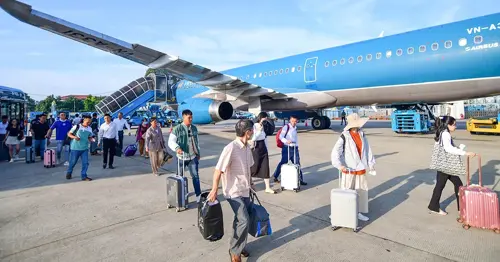 Giá Vé Máy Bay Giảm Mạnh Mùa Hè 2025: Cơ Hội Vàng Cho Du Lịch Quốc Tế