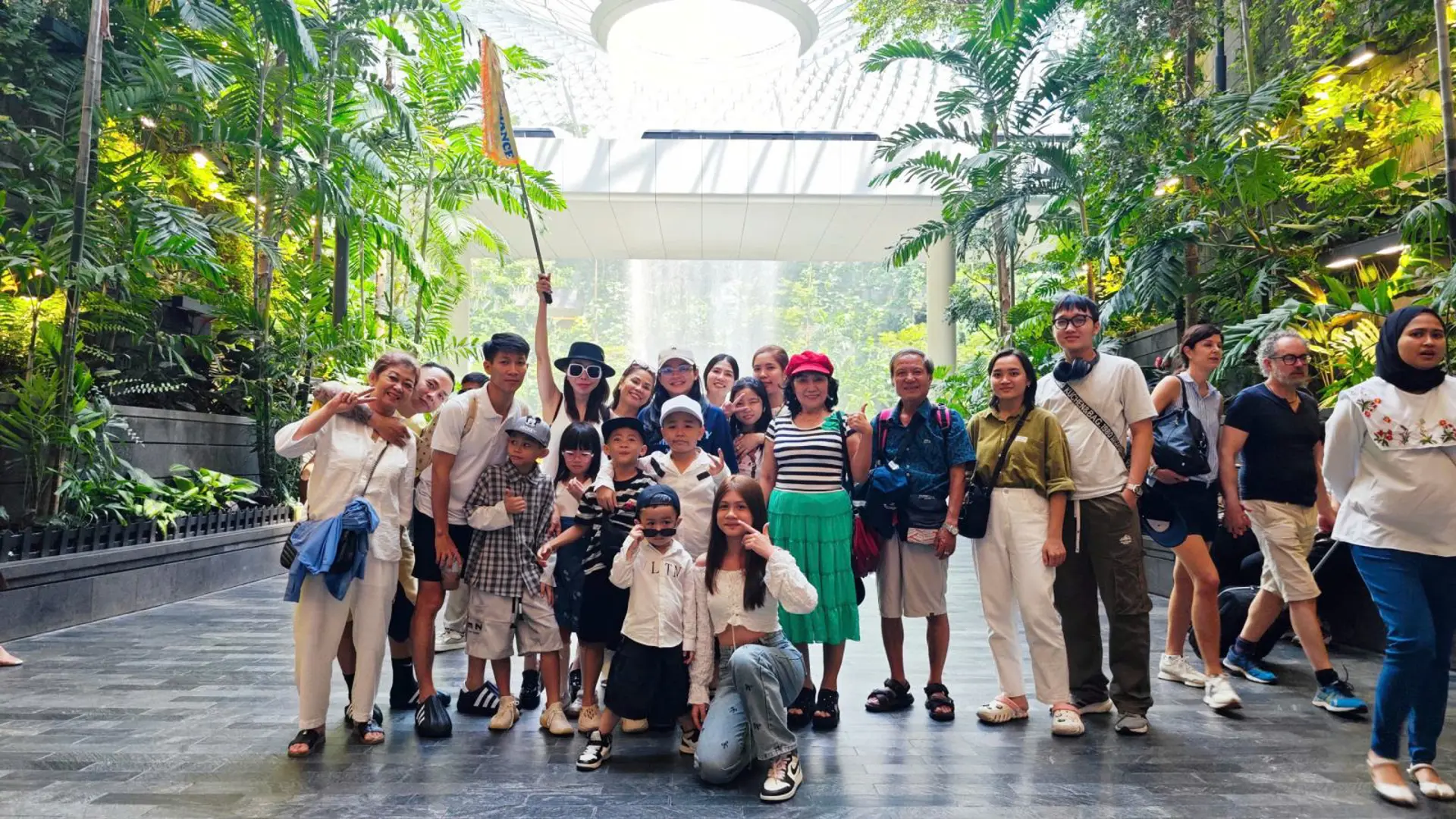 Hành Trình Liên Tuyến 2 Nước : Singapore - Malaysia