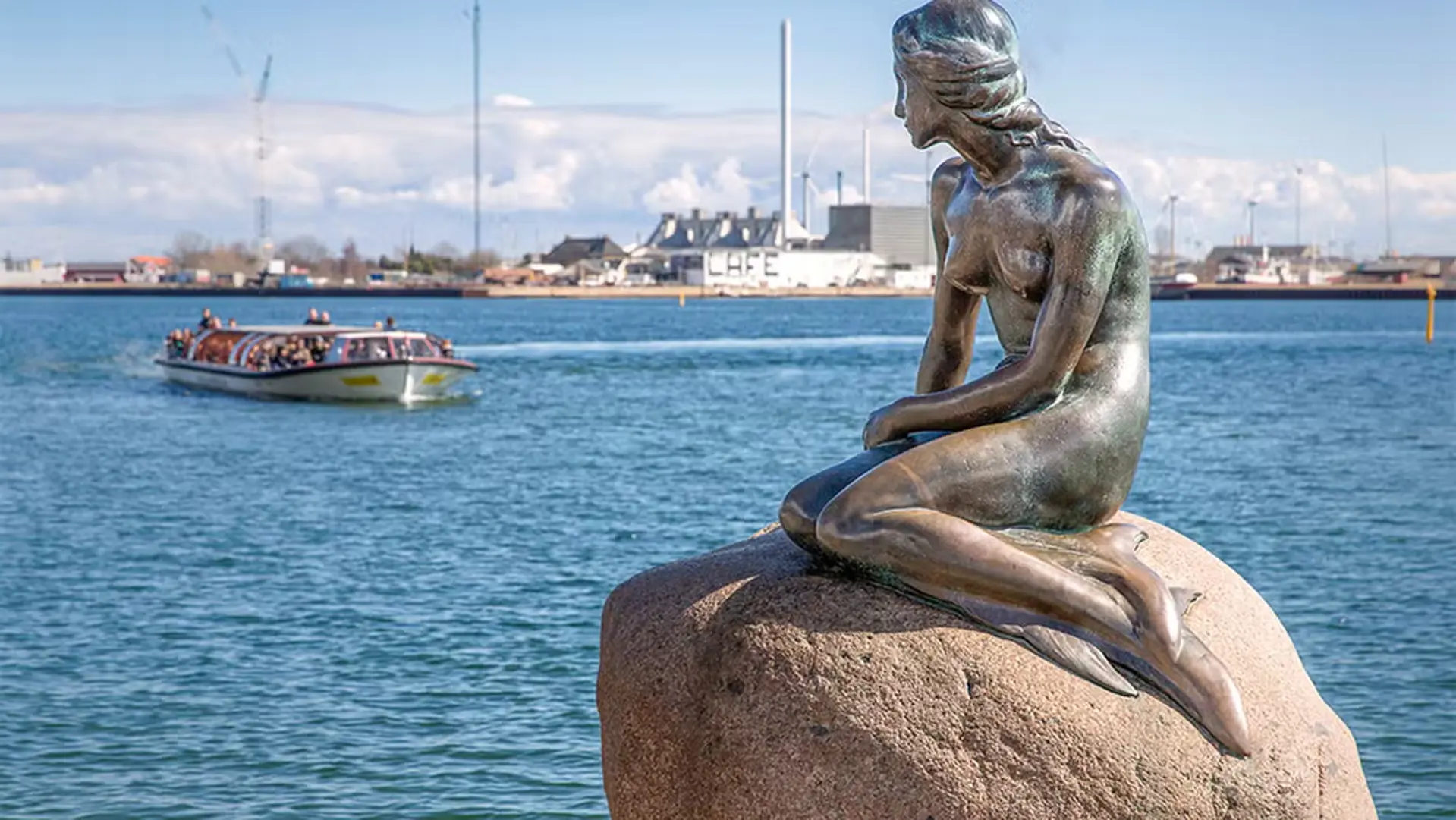 Tượng Little Mermaid Copenhagen – Biểu tượng lãng mạn thủ đô Đan Mạch